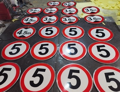 金华金华限速交通标牌厂家